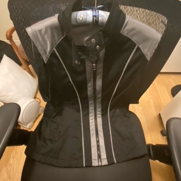 Three riding vests!   ***NEW - Picture 8 of 12